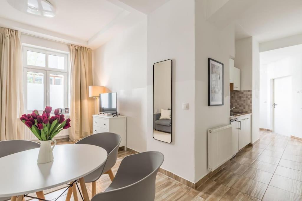 Xxxl Bed/ Free Parking/ Central Viena Exterior foto
